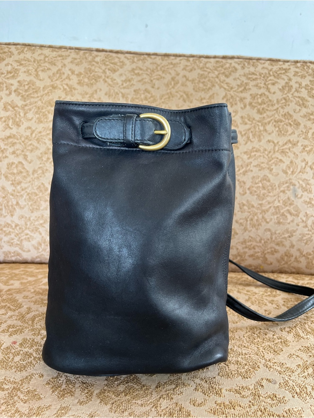 Vintage coach black Cornelius sling bag 4162, made in 1997